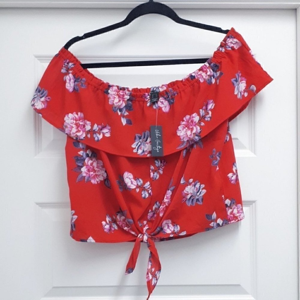 RED floral off the shoulder blouseNWT